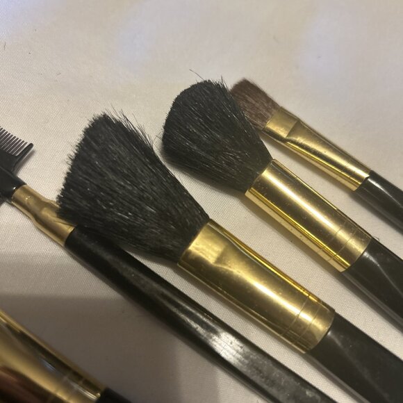 Cosmetic Makeup Brush Set of 5 Long Assorted Size Black Handles W/gold New - Picture 8 of 8